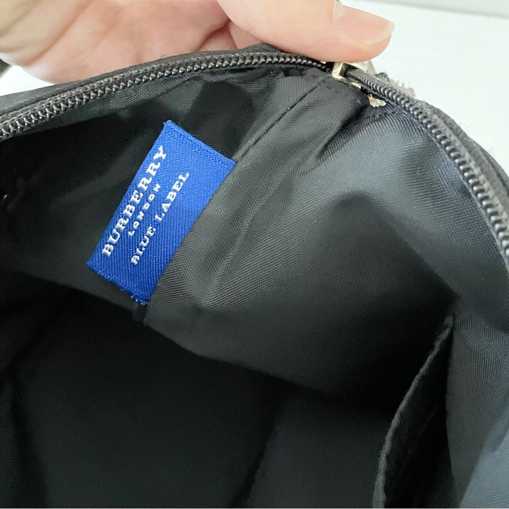 Burberry blue label black nylon tan nova check trim shoulder hobo bag - Picture 9 of 12